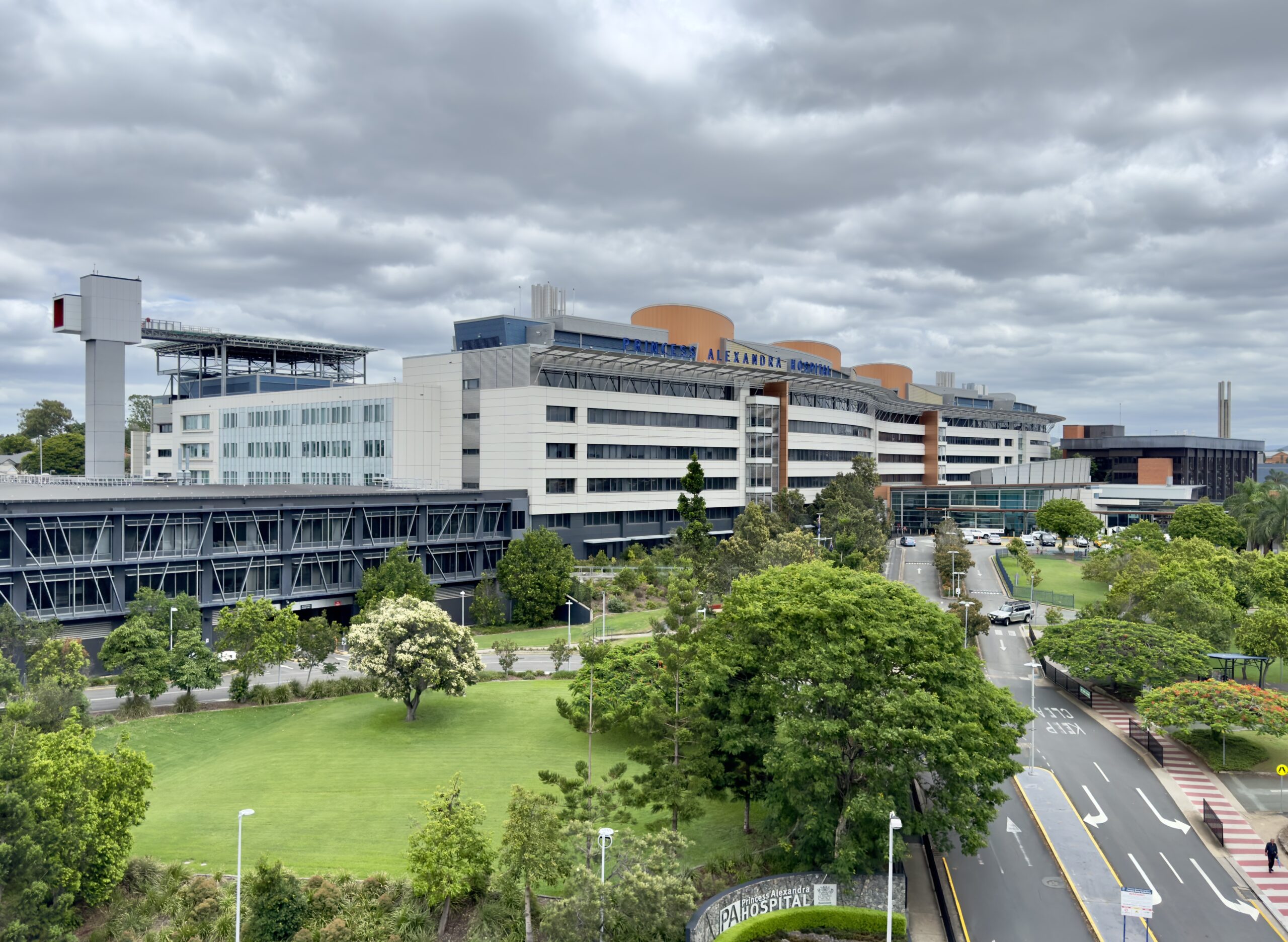 Princess_Alexandra_Hospital,_Brisbane,_2024,_01